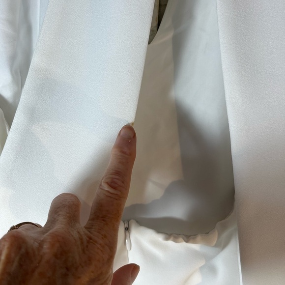 NWT SCRIPTED SAKS FIFTH AVENUE Ivory Romper Peplum Size Large - Picture 13 of 15